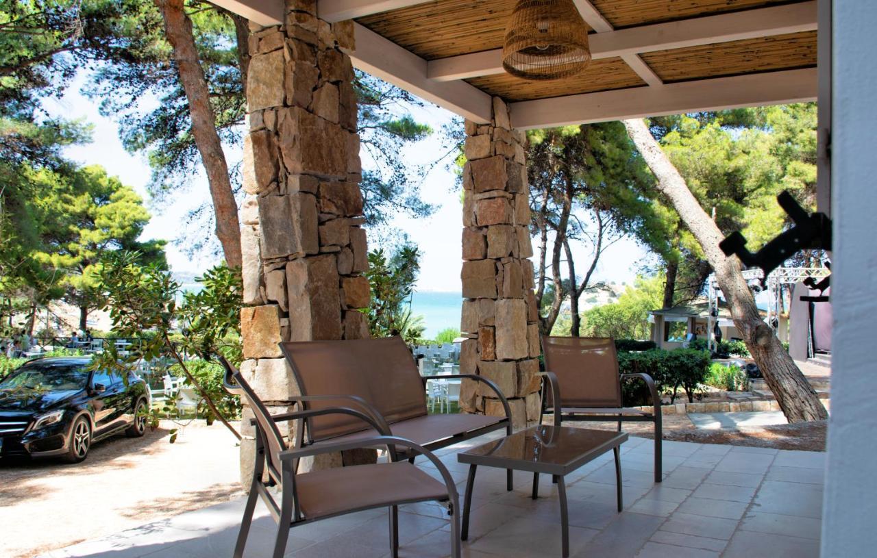 Gattarella Family Resort - Seaside Rooms&Suites Vieste Esterno foto
