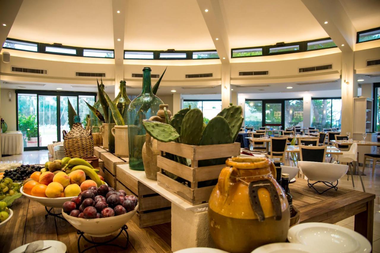 Gattarella Family Resort - Seaside Rooms&Suites Vieste Esterno foto