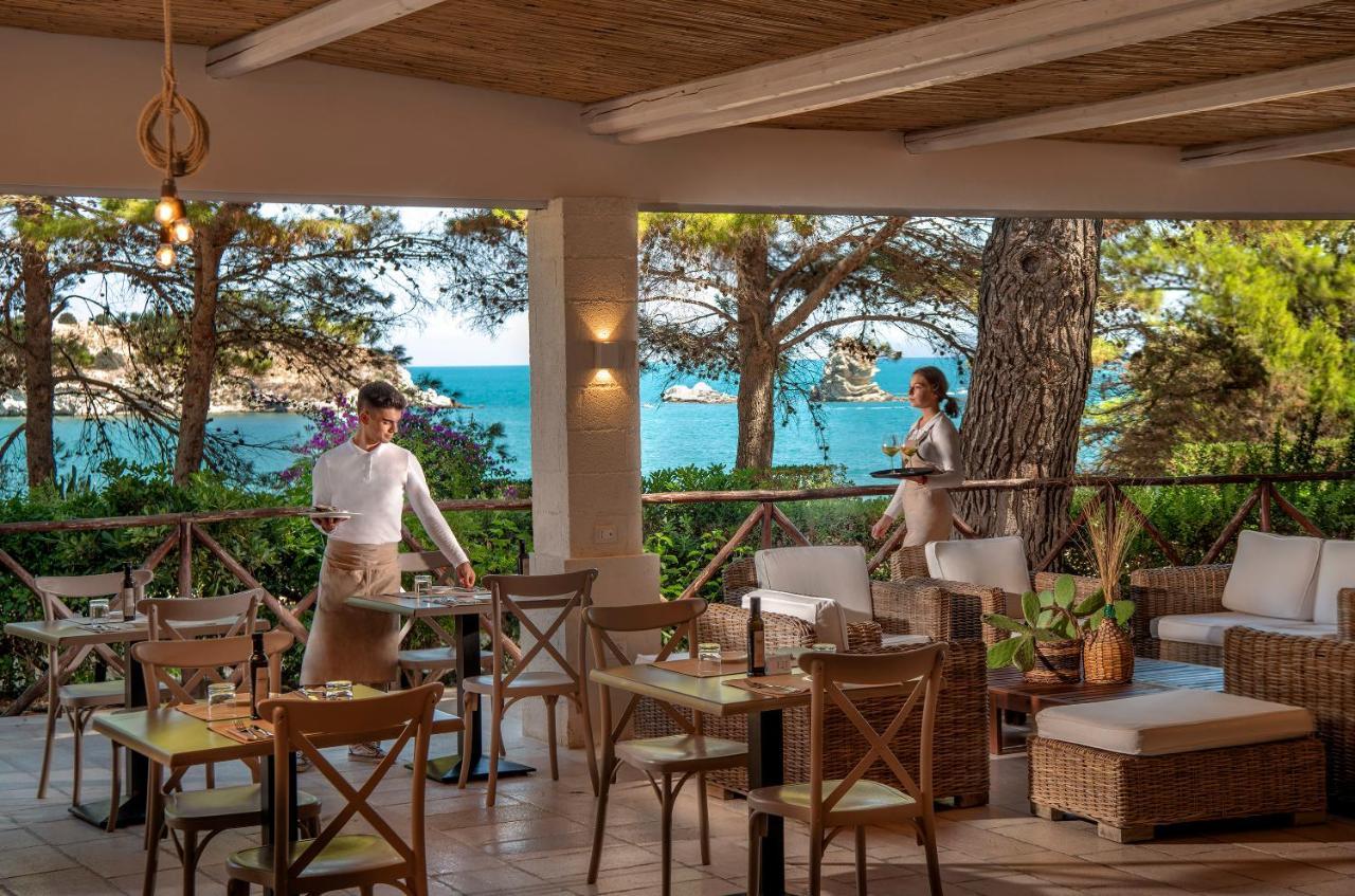 Gattarella Family Resort - Seaside Rooms&Suites Vieste Esterno foto